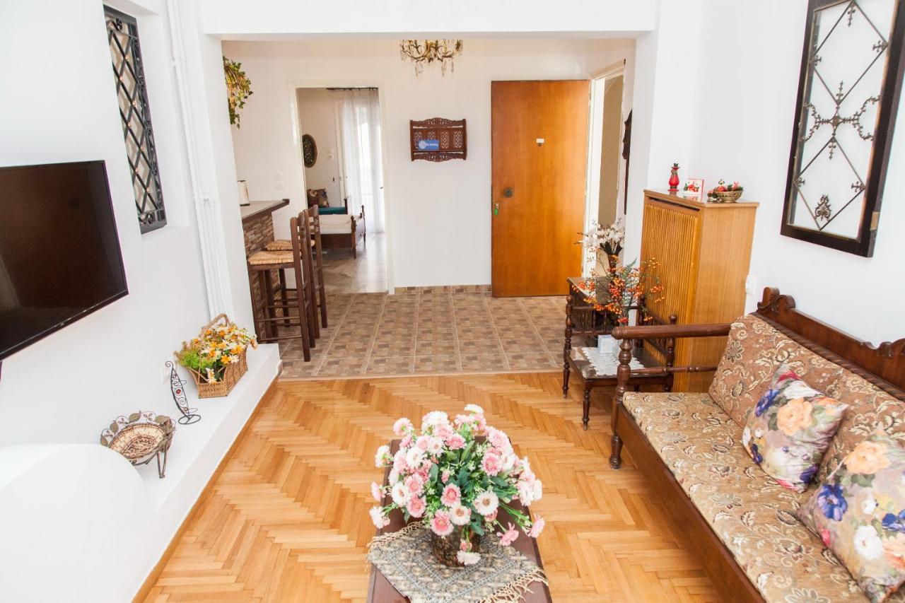 Beautiful Apartment In Pagkrati -Gtd95601 Athens Exterior photo